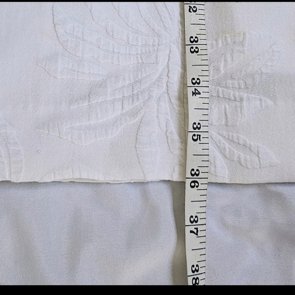 Lilly Pulitzer White and Gold Arie Stretch Short Minimal Luxury Shift Dress SZ 8 - Picture 11 of 16